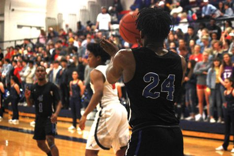 Junction City Overcomes Manhattan in a Stunning Rematch